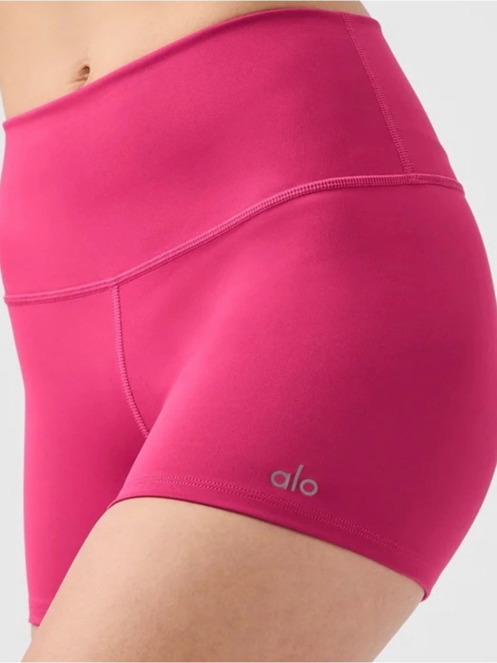 ALO Yoga Women’s High-Rise Airlift Shorts in Pink Summer Rush Sz M